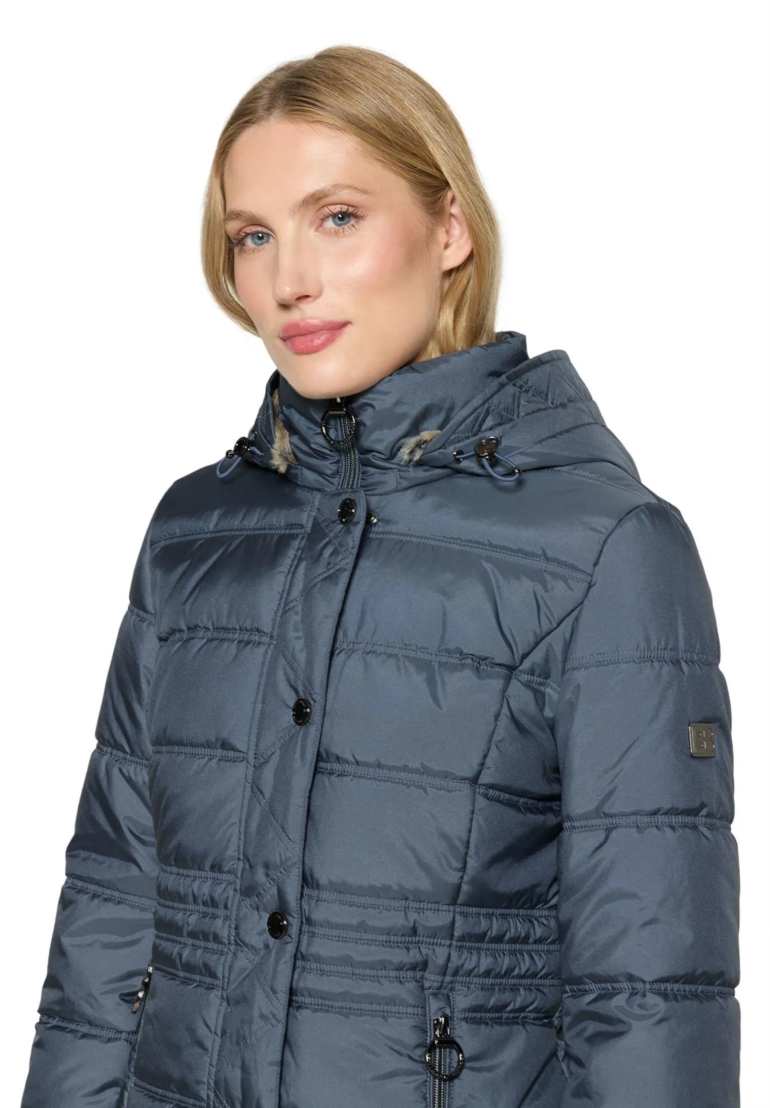 Steppjacke mit abnehmbarer Kapuze