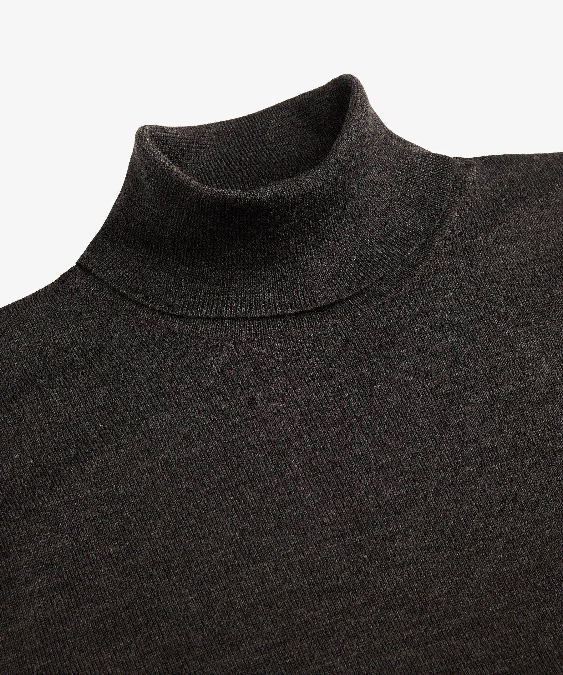 Strickpullover mit Rollkragen