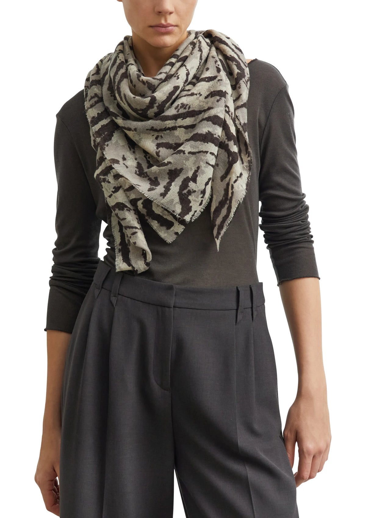 Wollmix-Tuch mit Animal-Print