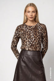Langarmshirt mit Leomuster