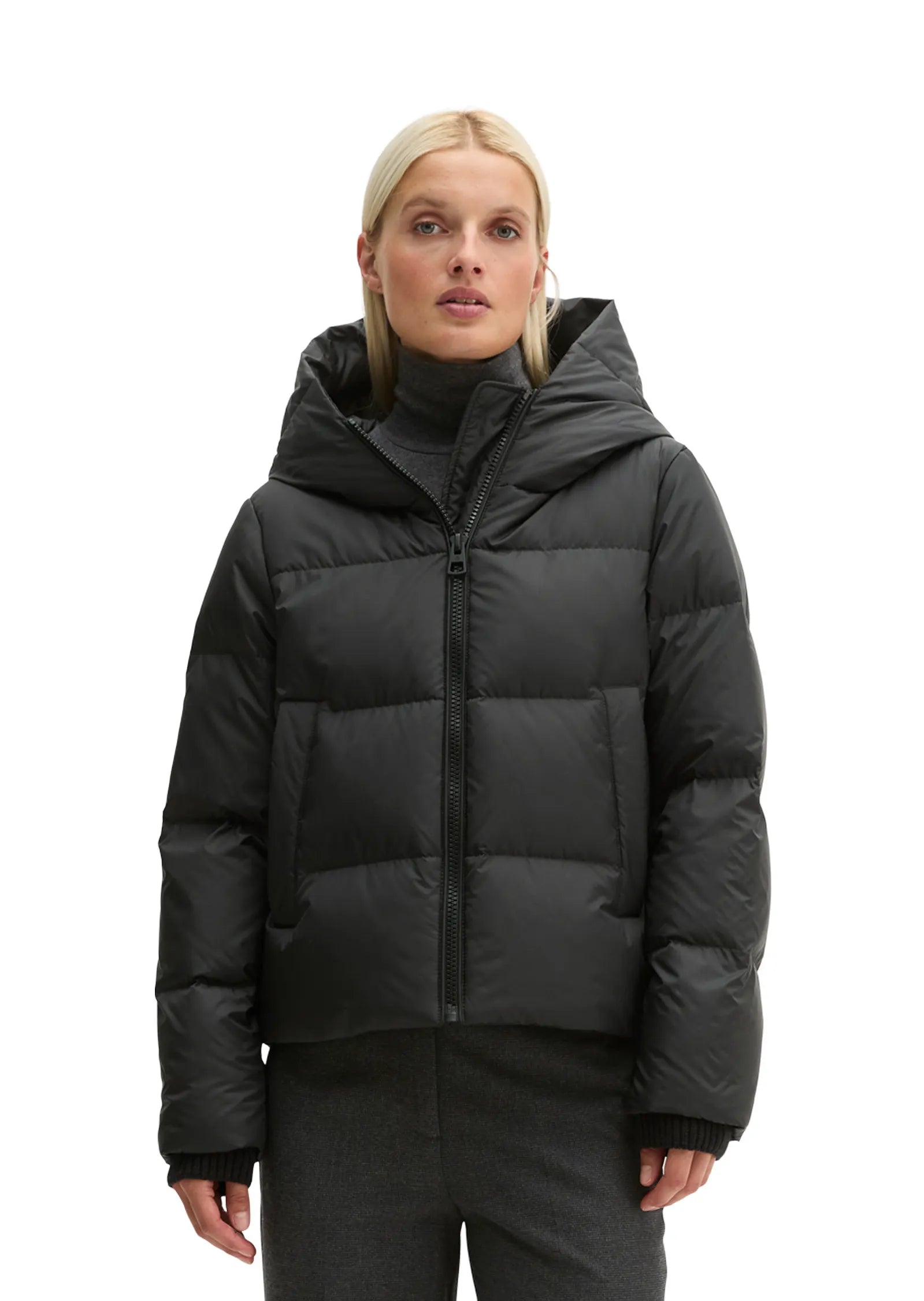 Daunenjacke mit Kapuze