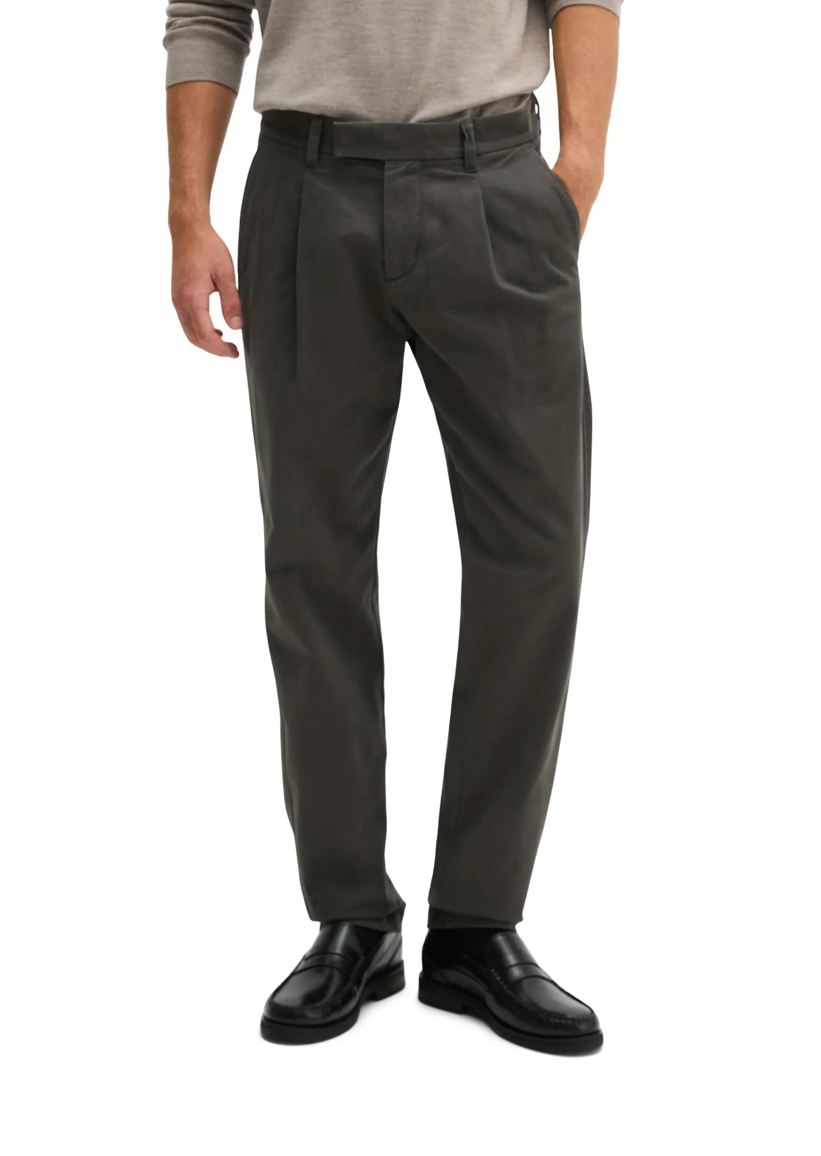 Chinohose OSBY PLEATS Tapered Fit