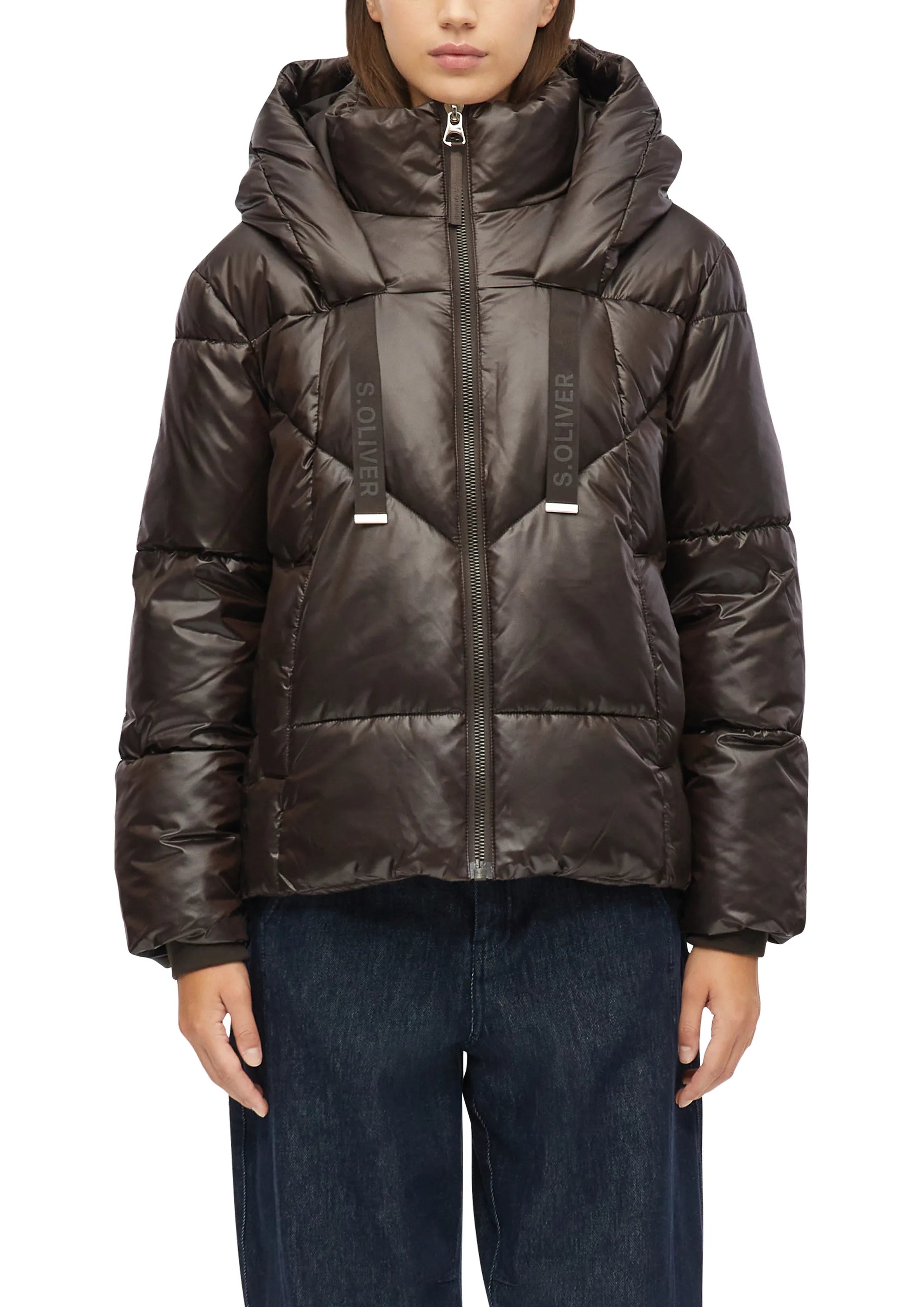 Steppjacke mit Kapuze