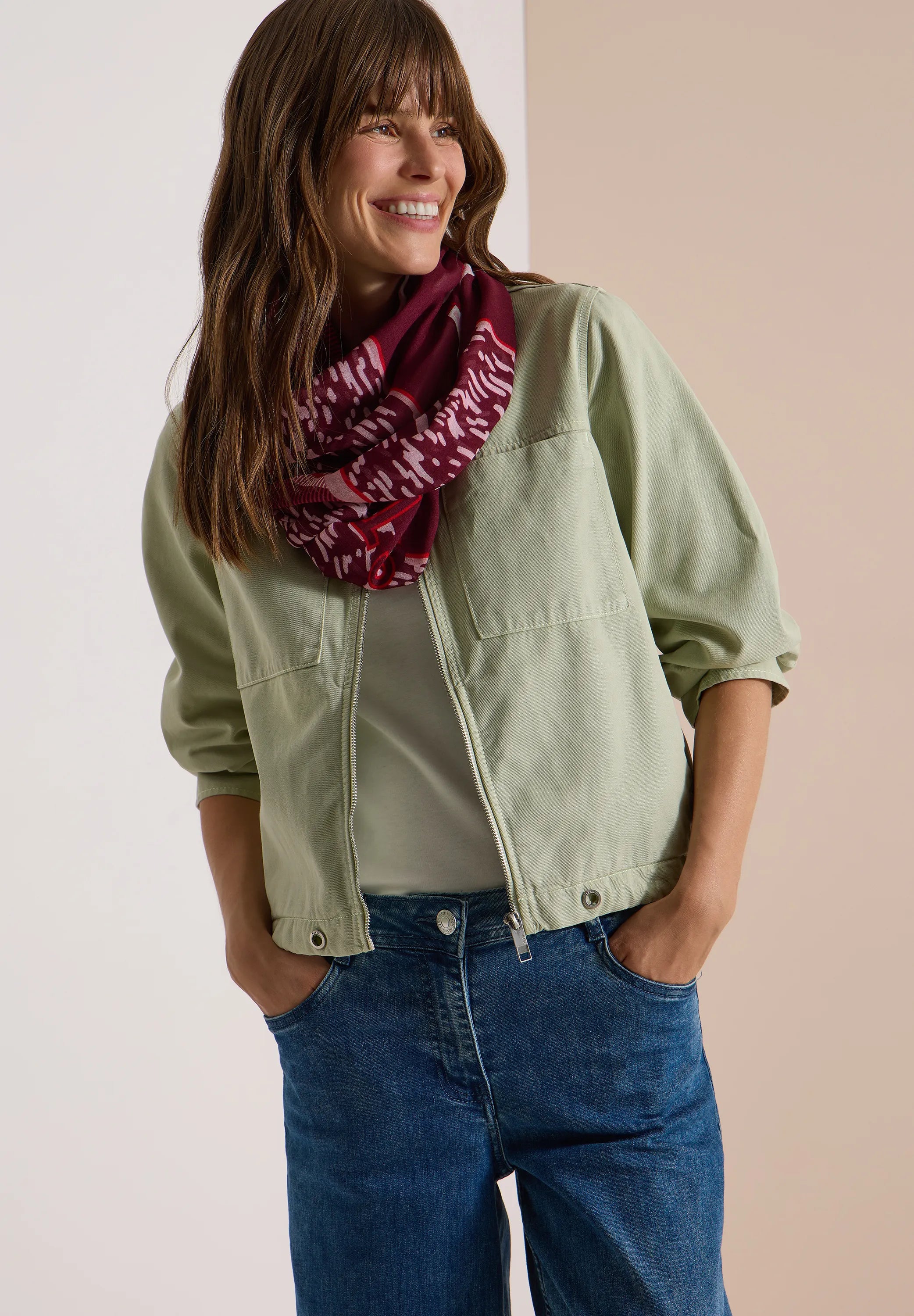 Loop-Schal im Patchwork-Print