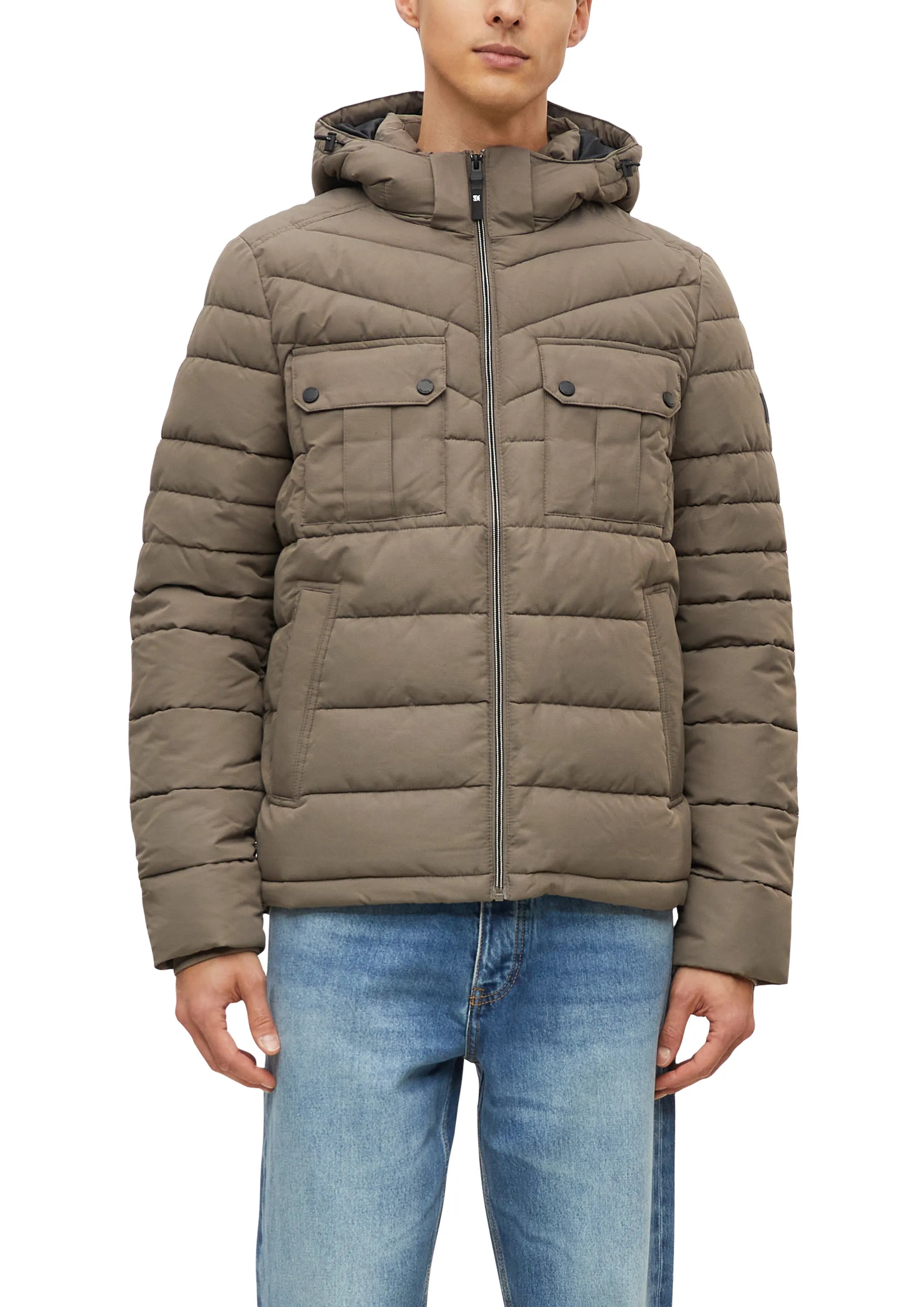 Winterjacke mit abnehmbarer Kapuze