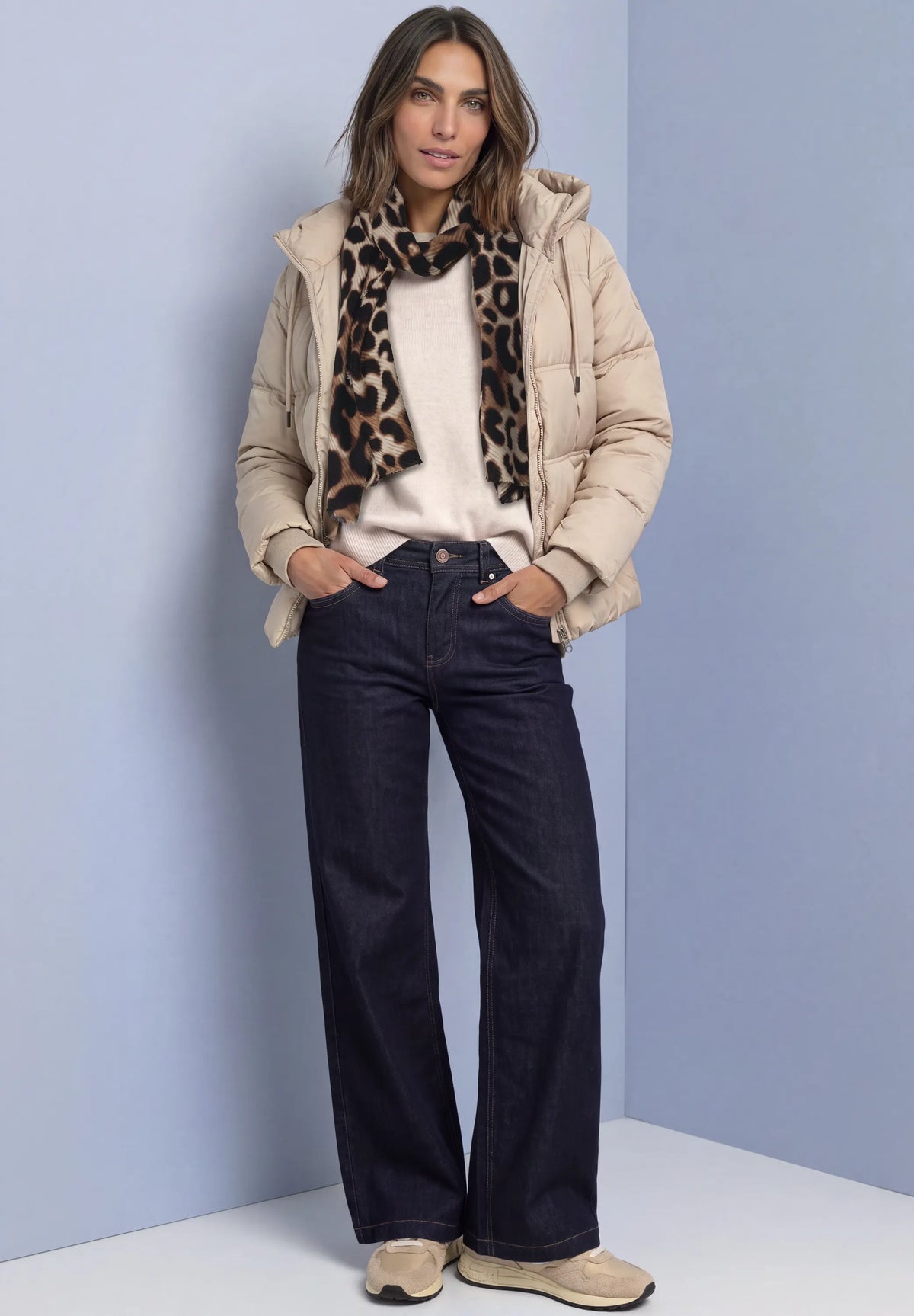 Schal mit Leopardenmuster