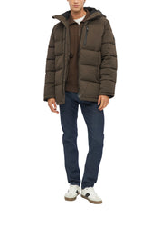 Steppjacke mit abnehmbarer Kapuze