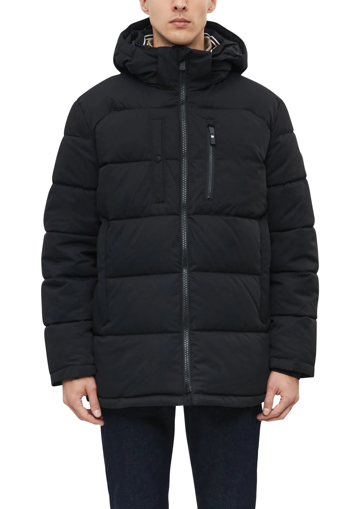 Steppjacke mit abnehmbarer Kapuze