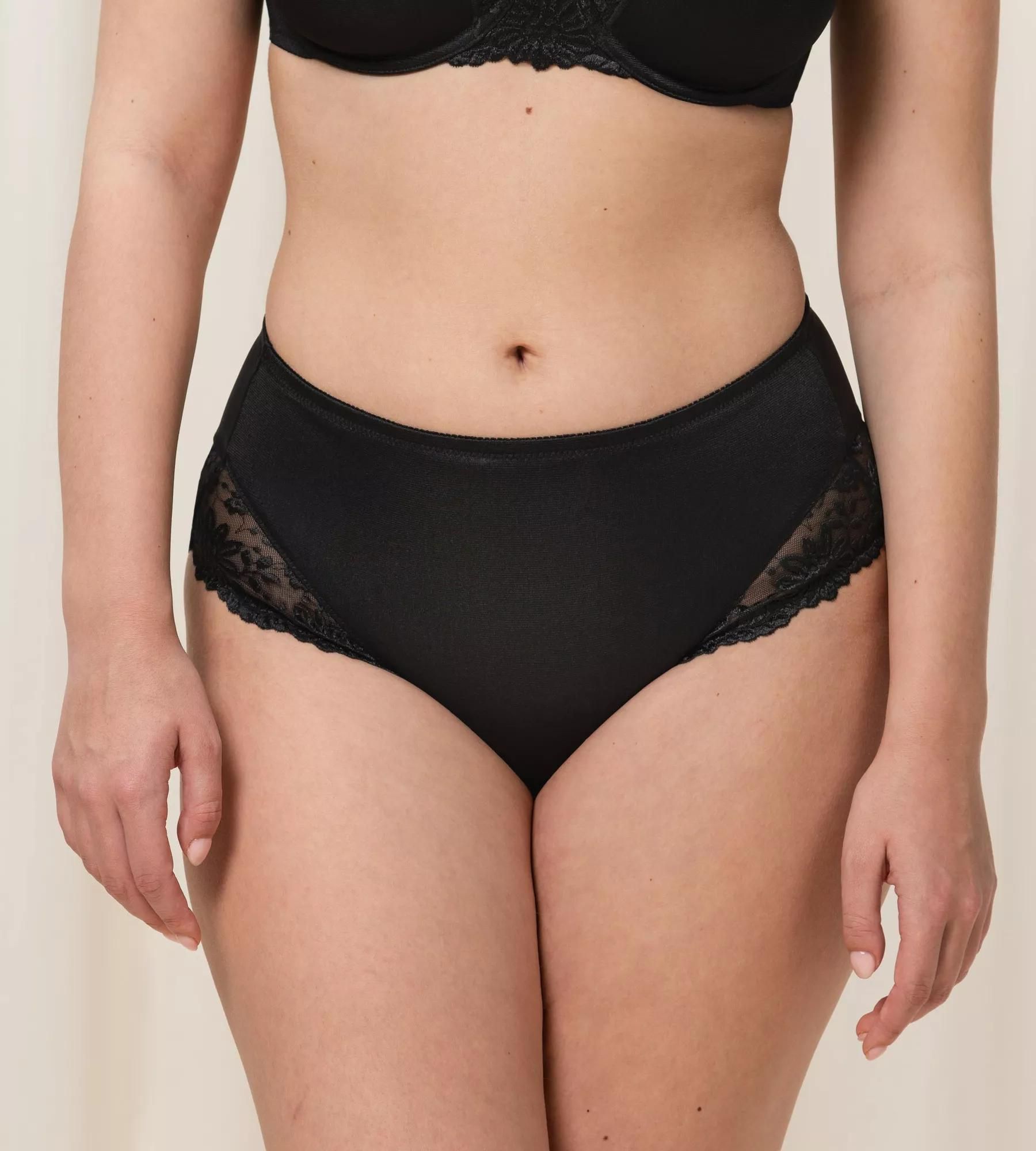Hochgeschnittener Slip mit Spitzendetails