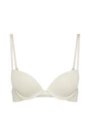 Push-Up-BH mit Spitzendetails