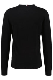 Feiner Strickpullover mit V-Ausschnitt