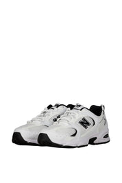 Sneaker MR530