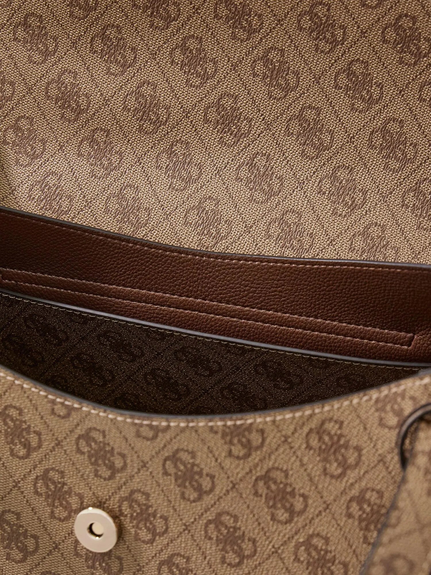 Schultertasche mit Logoprint