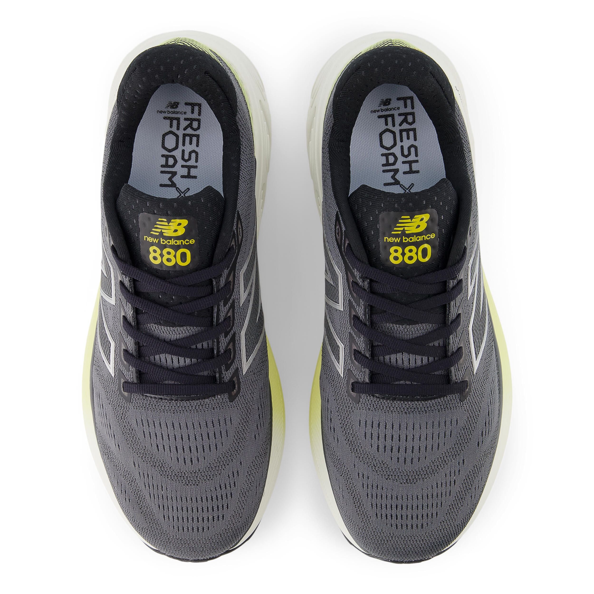 Laufschuhe M880J15