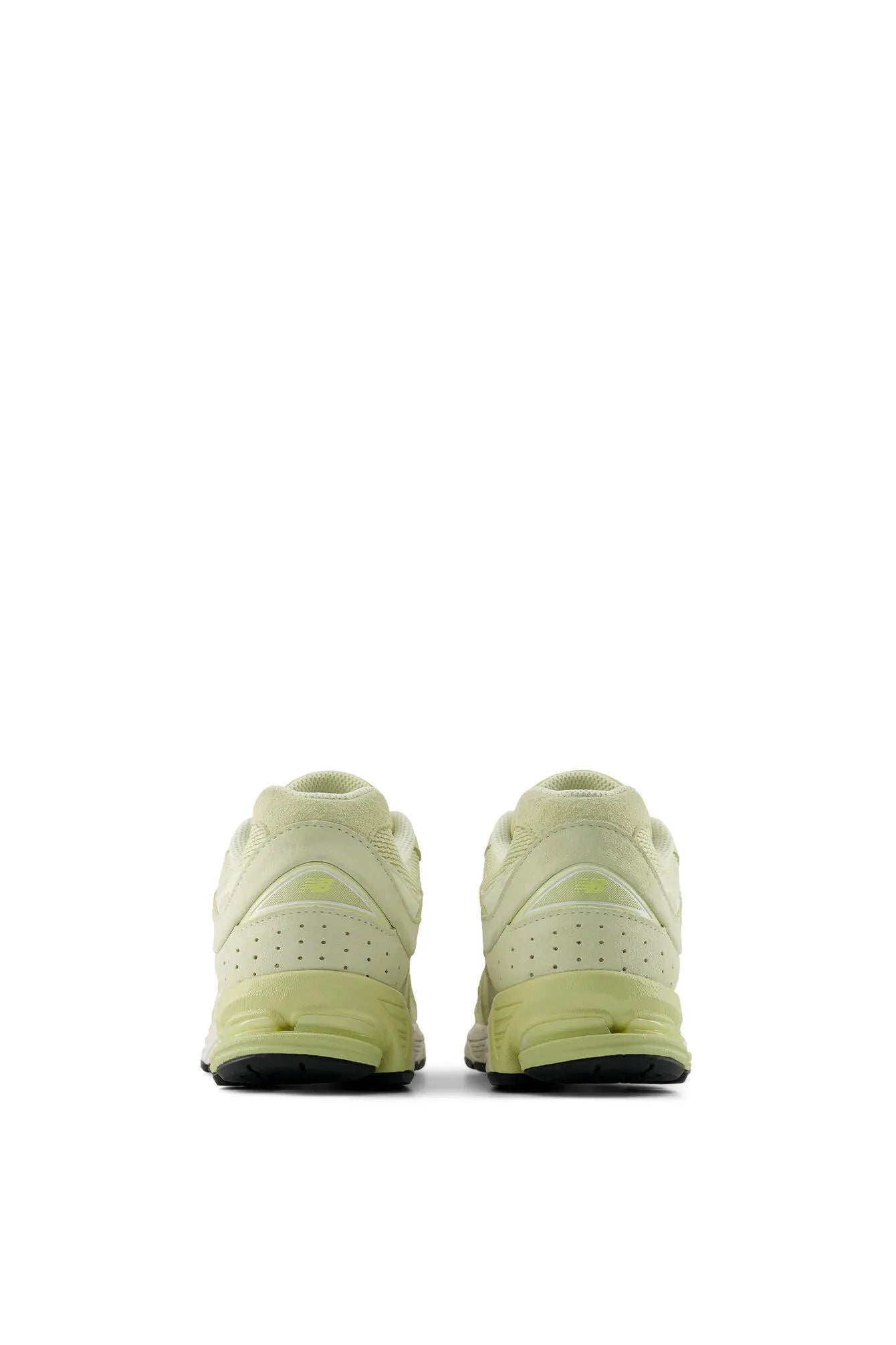 Sneaker 2002 R