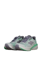 Laufschuhe 860