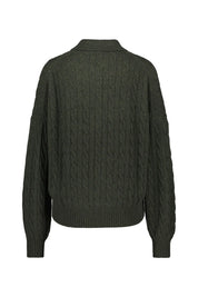 Strickpullover mit Zopfmuster