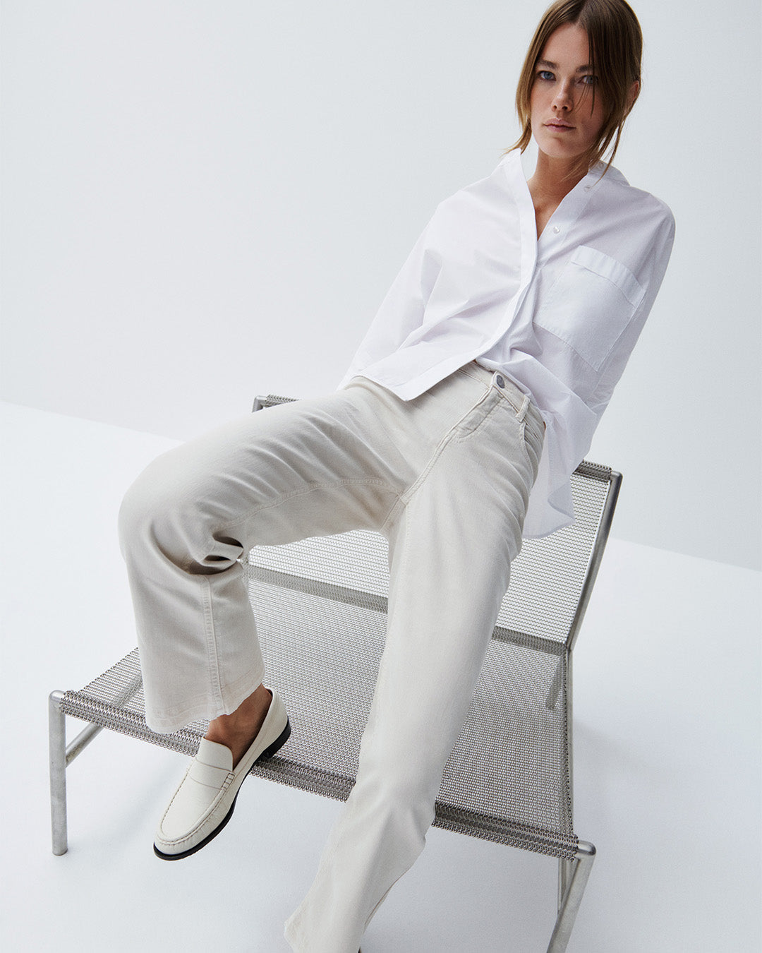 opus-pants_melly-bright_digital-45-1080-x-1350-px.jpg